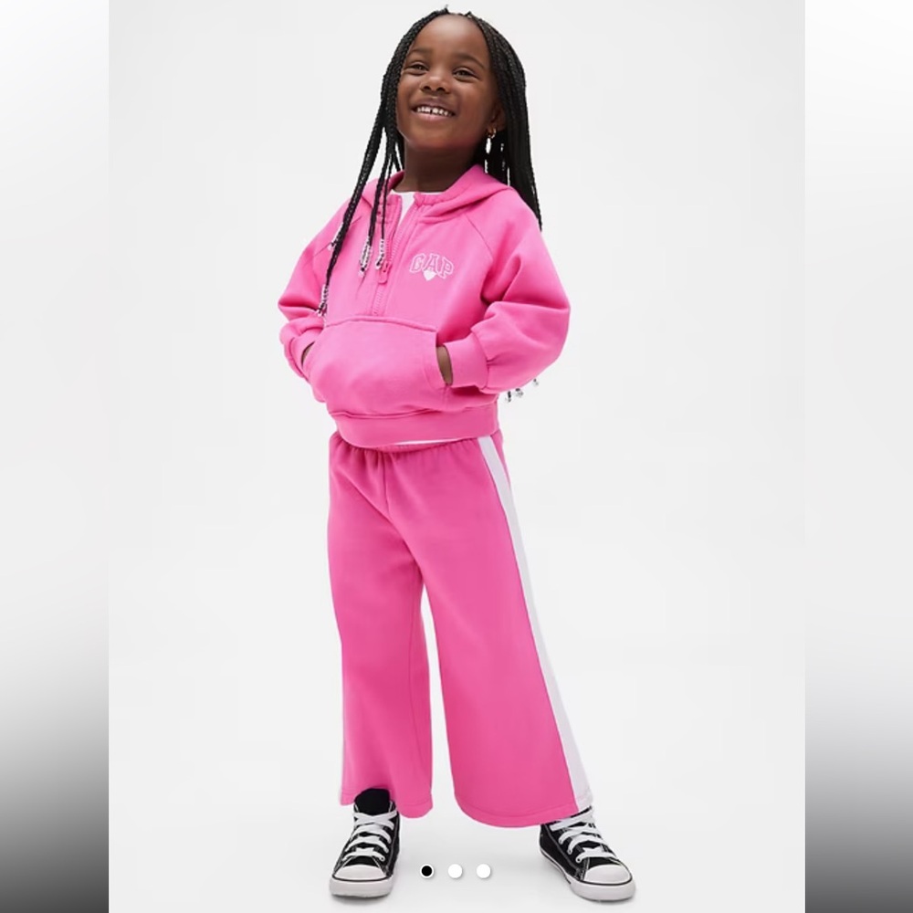Gap VintageSoft Hoodie Outfit Set